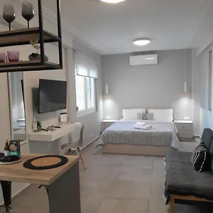 cozy-di-va-city-centre.hotels-of-thessaloniki.com/