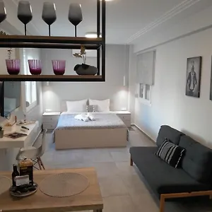 cozy-di-va-city-centre.hotels-of-thessaloniki.com/